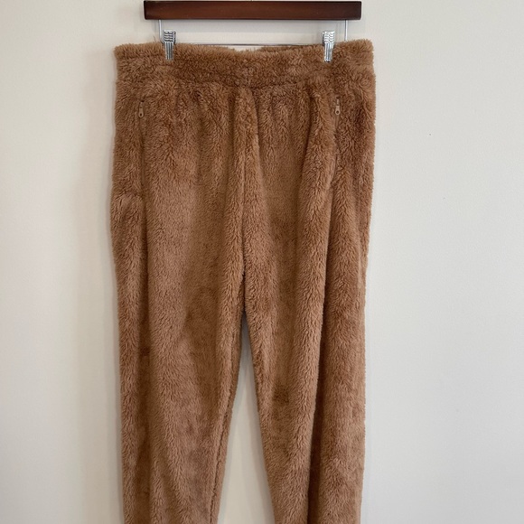 Offline by Aerie Cozy Fleece Joggers Size Large New With Tags - Picture 5 of 10